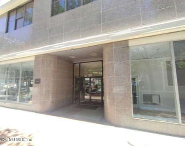 311 W Ashley Street - Photo Thumbnail 16
