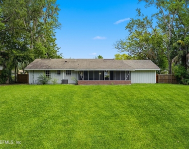9744 Sappington Avenue - Photo Thumbnail 23