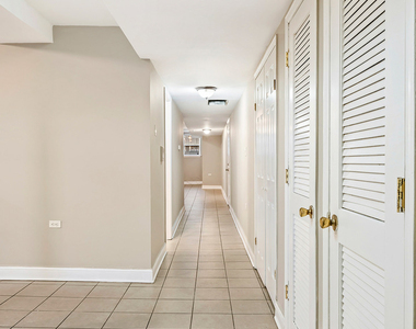 4851 S Prairie Avenue - Photo Thumbnail 14