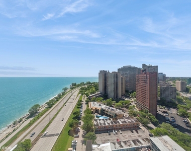 4800 S Chicago Beach Drive - Photo Thumbnail 19