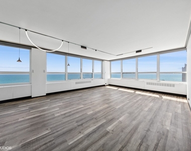4800 S Chicago Beach Drive - Photo Thumbnail 4