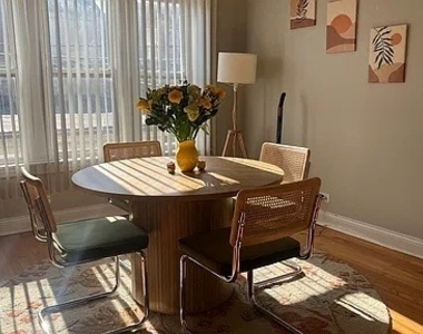 5726 N Mozart Street - Photo Thumbnail 4