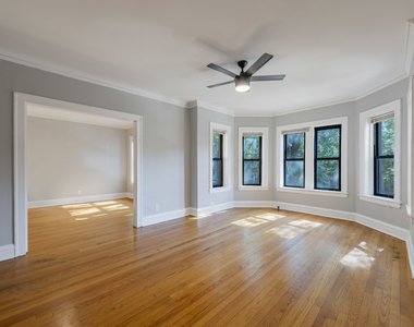 2054 W Arthur Avenue - Photo Thumbnail 1