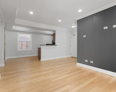 7730 N Ashland Avenue - Photo Thumbnail 2