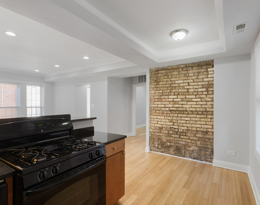 7730 N Ashland Avenue - Photo Thumbnail 5