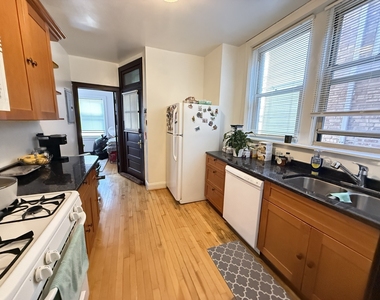 4950 N Albany Avenue - Photo Thumbnail 14