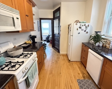 4950 N Albany Avenue - Photo Thumbnail 15