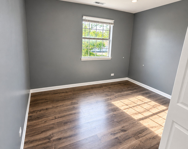 116 Gant Circle - Photo Thumbnail 19