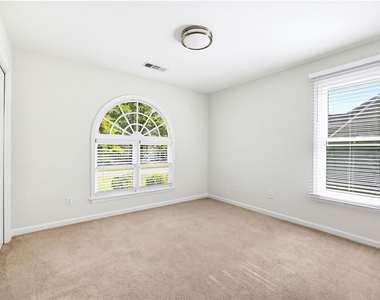 326 Saybrooke Crossing - Photo Thumbnail 26