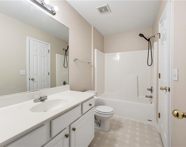 181 Stoneforest Drive - Photo Thumbnail 20