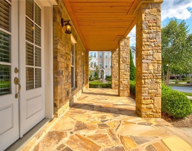 640 Hanlon Way - Photo Thumbnail 1
