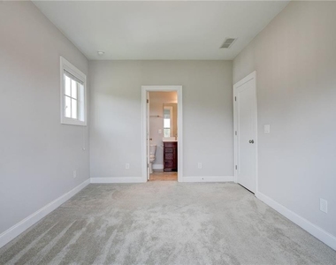 640 Hanlon Way - Photo Thumbnail 30