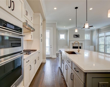 640 Hanlon Way - Photo Thumbnail 14