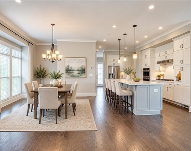 640 Hanlon Way - Photo Thumbnail 10