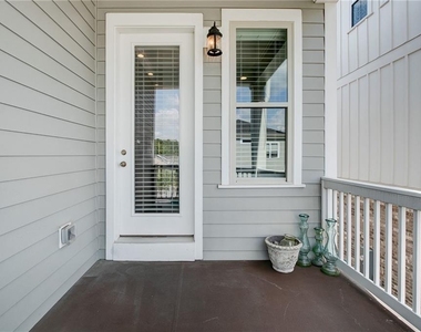 640 Hanlon Way - Photo Thumbnail 17