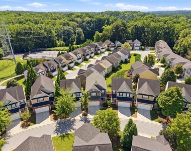 600 Morrow Lane - Photo Thumbnail 32