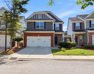 600 Morrow Lane - Photo Thumbnail 1