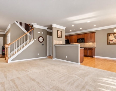 600 Morrow Lane - Photo Thumbnail 7