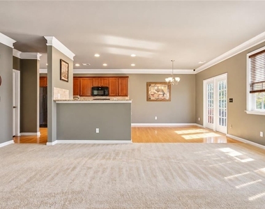 600 Morrow Lane - Photo Thumbnail 6