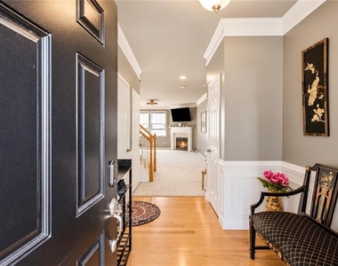 600 Morrow Lane - Photo Thumbnail 3