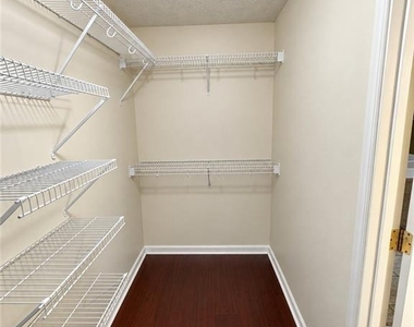 10636 Cherry Cove - Photo Thumbnail 9