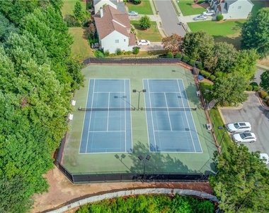 609 Glen Creek Way - Photo Thumbnail 28