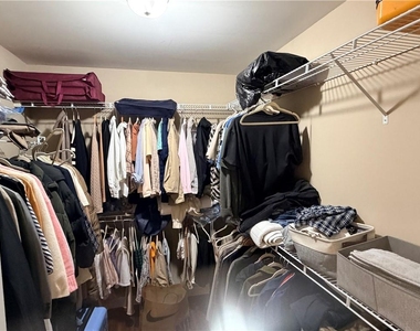 609 Glen Creek Way - Photo Thumbnail 20