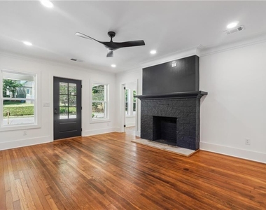 445 Hillside Drive Sw - Photo Thumbnail 4