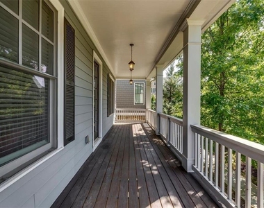 202 Golden Banner Avenue - Photo Thumbnail 23