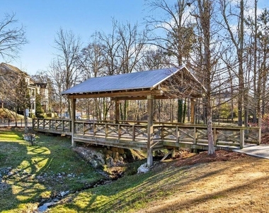 202 Golden Banner Avenue - Photo Thumbnail 67