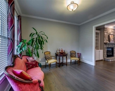 202 Golden Banner Avenue - Photo Thumbnail 18