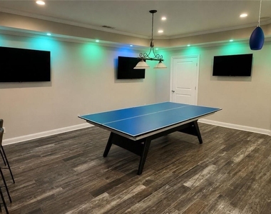 202 Golden Banner Avenue - Photo Thumbnail 54
