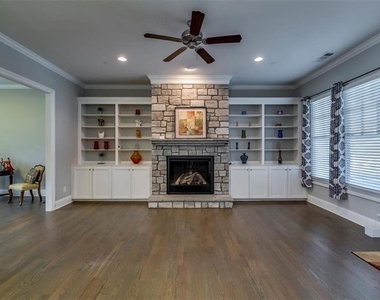 202 Golden Banner Avenue - Photo Thumbnail 6