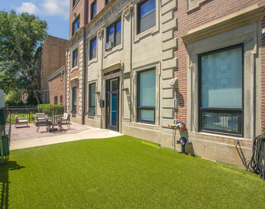 6026 N Winthrop Avenue - Photo Thumbnail 10