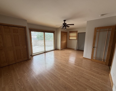 2425 Hessing Street - Photo Thumbnail 1