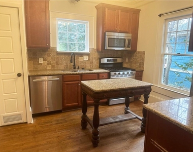3088 Dunn Street Se - Photo Thumbnail 4