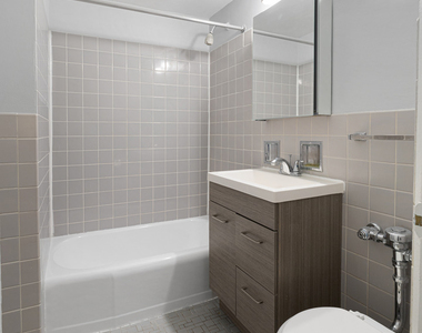 6012 N Kenmore Avenue - Photo Thumbnail 7