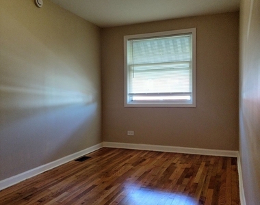 2011 E 78th Street - Photo Thumbnail 19
