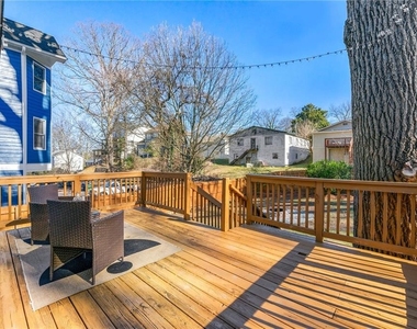 954 Fern Avenue Se - Photo Thumbnail 17