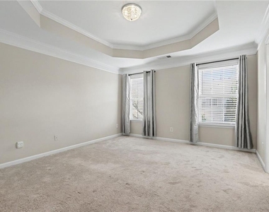 10921 Alderwood Cove - Photo Thumbnail 10