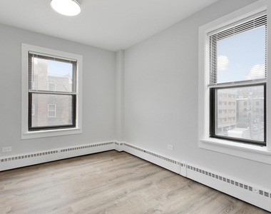 5858 N Sheridan Road - Photo Thumbnail 8