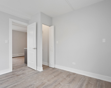 5858 N Sheridan Road - Photo Thumbnail 9