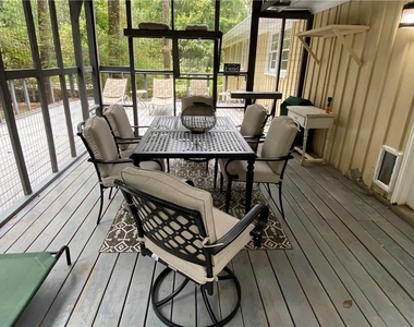 866 Buckner Rd - Photo Thumbnail 12