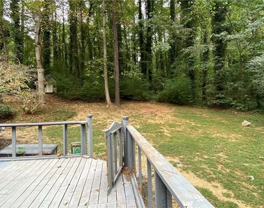 866 Buckner Rd - Photo Thumbnail 20