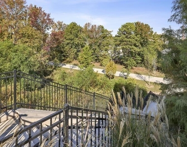 1024a Robert Smalls Way - Photo Thumbnail 44