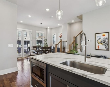 1024a Robert Smalls Way - Photo Thumbnail 22