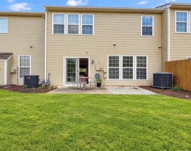 3087 Commonwealth Way - Photo Thumbnail 19