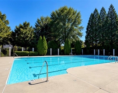 3087 Commonwealth Way - Photo Thumbnail 20