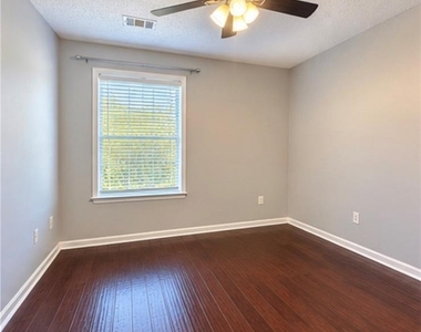 3087 Commonwealth Way - Photo Thumbnail 17