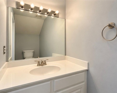 3087 Commonwealth Way - Photo Thumbnail 8